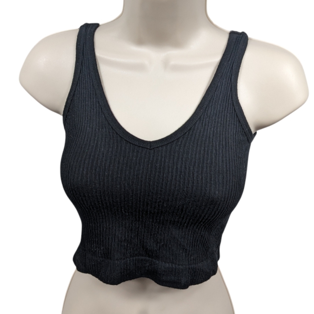 Out From Under Plunge Ribbed Seamless Knit Cropped Cami Sz M